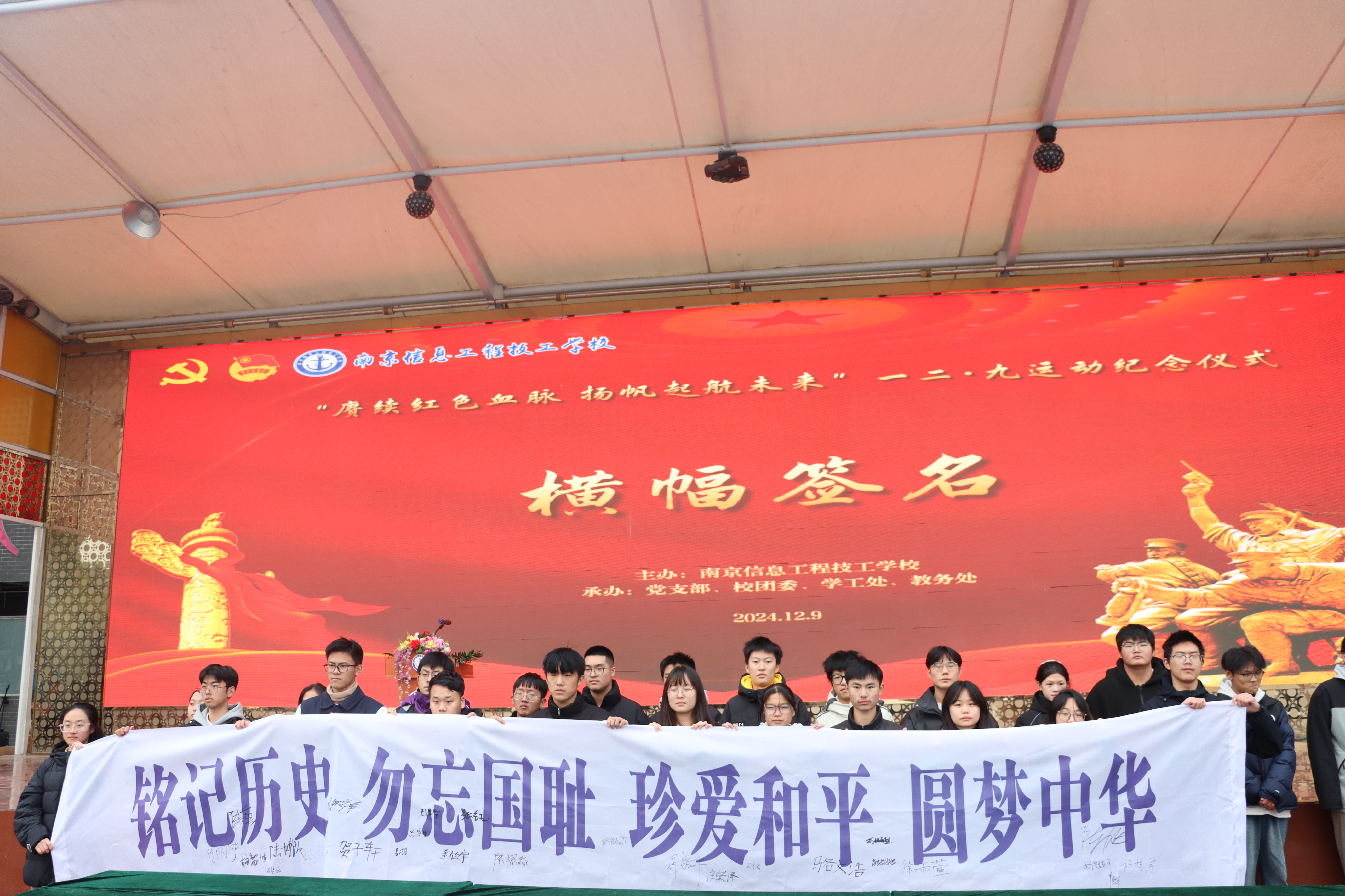 8e9b295ffd77269ec7f1a4016b01a30.jpg